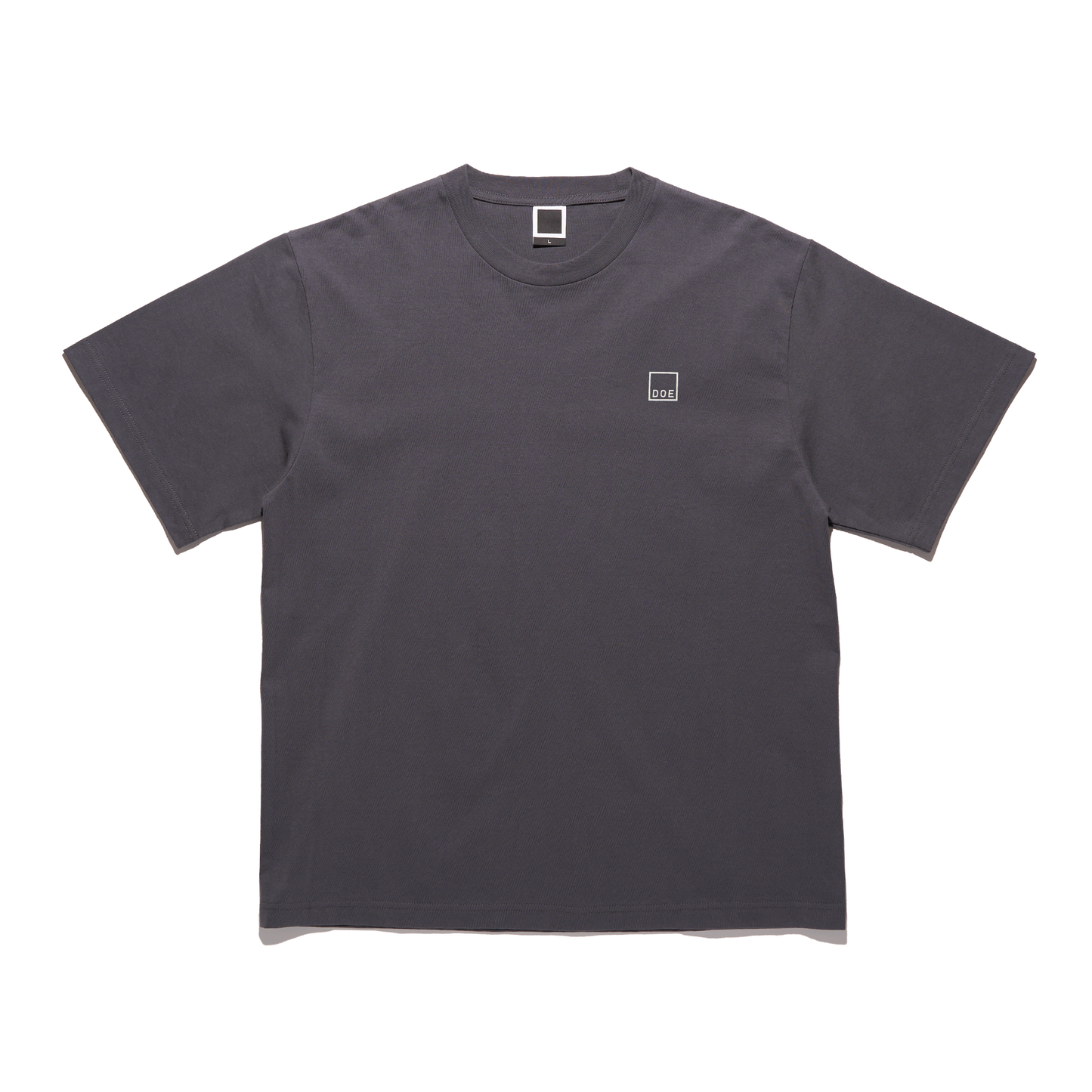 DOE CHINESE KNOT TEE