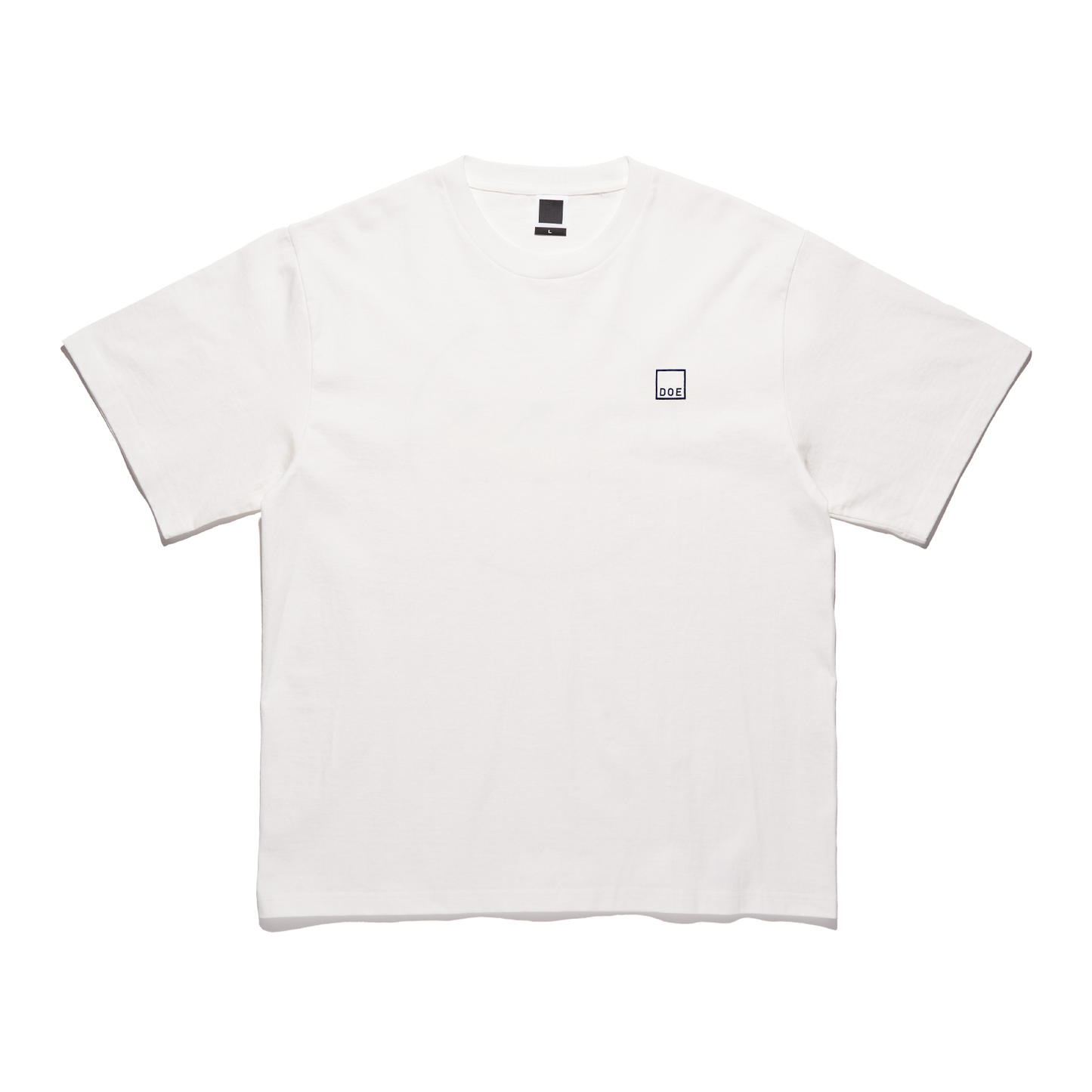 DOE CHINESE KNOT TEE