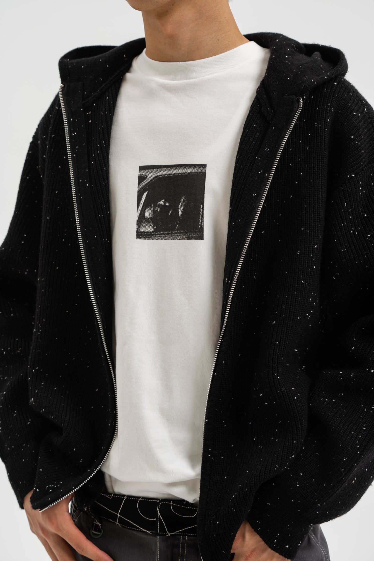 DOE NAPPED ZIP-UP HOODED SWEATER
