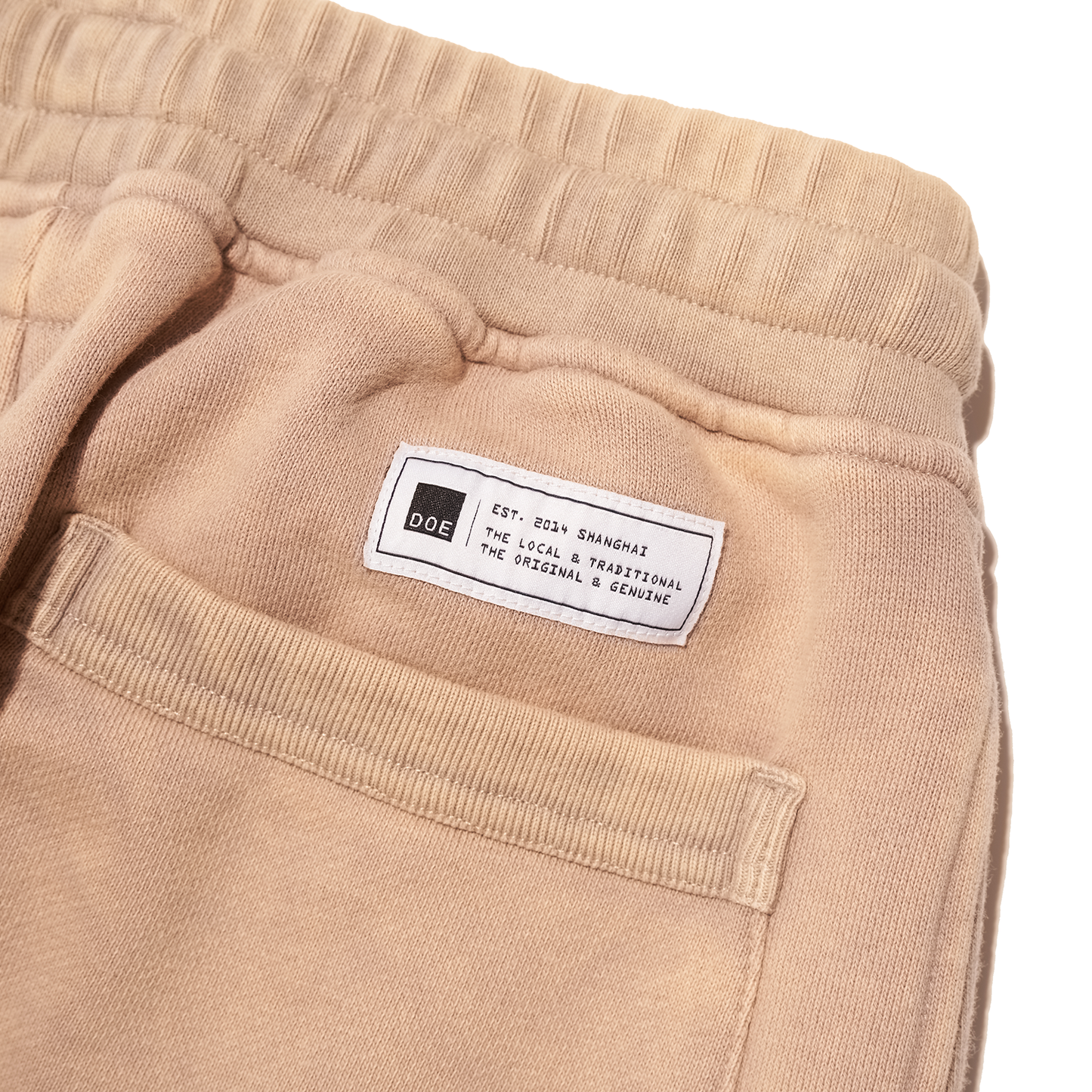 DOE WASHED COLLEGE LOGO EMBROIDERY SWEATPANTS