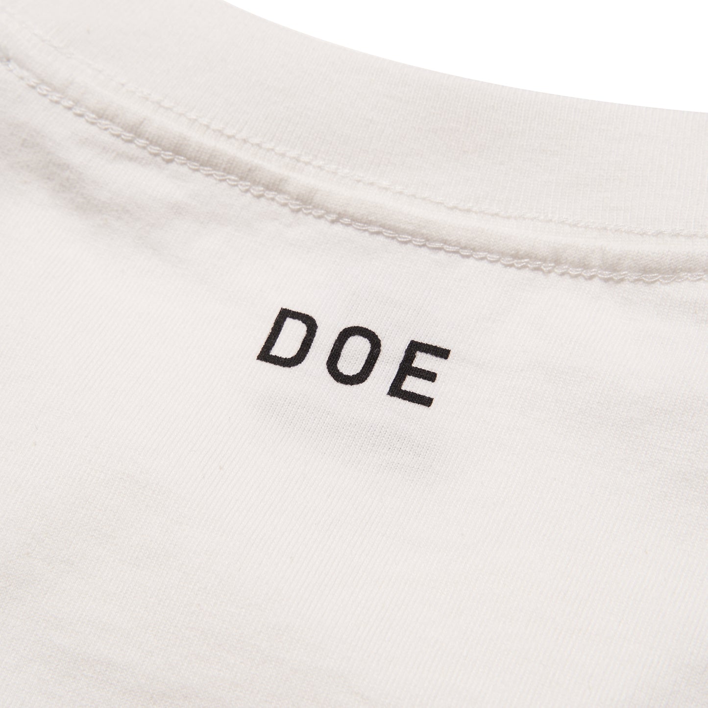 DOE SINGING TEE