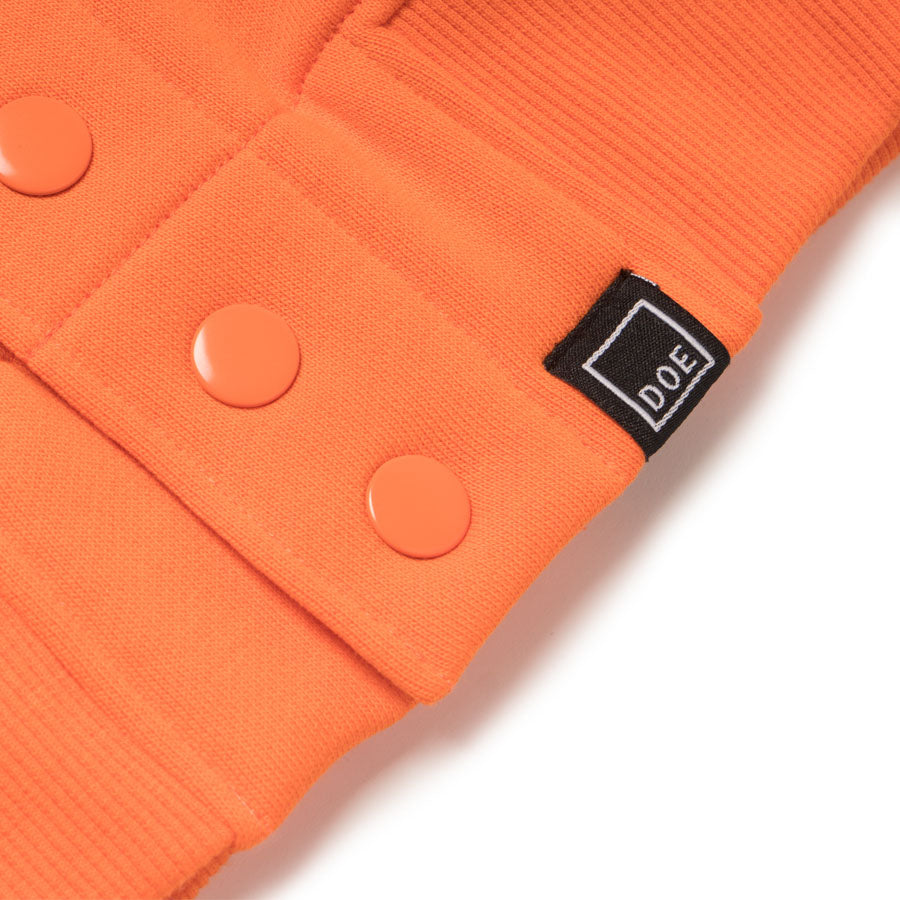 DOE LOGO EST2014 BUTTON HOODIE