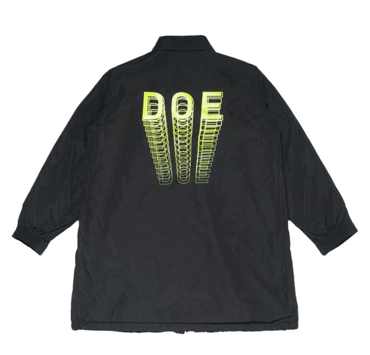 DOE RADIATED LOGO LONG COACH