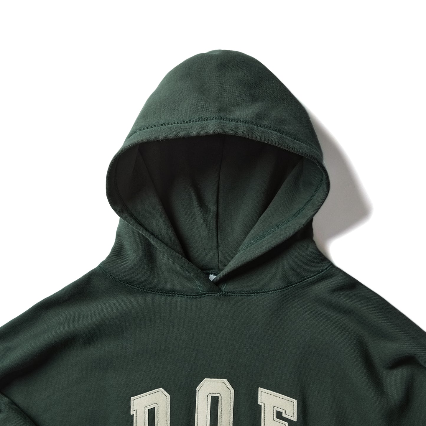 DOE COLLEGE LOGO EMBROIDERY HOODIE