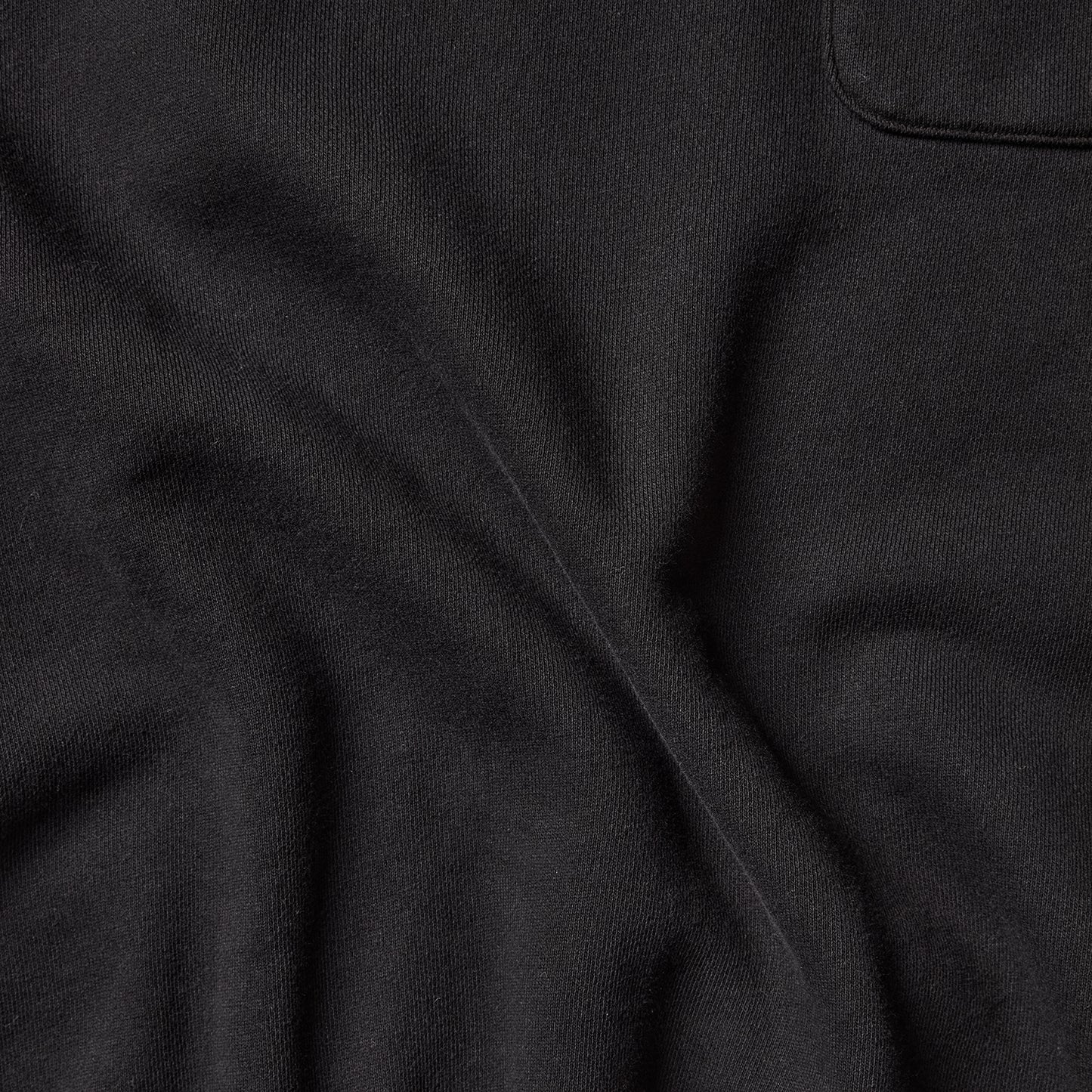 DOE COLLEGE LOGO EMBROIDERY MOCKNECK