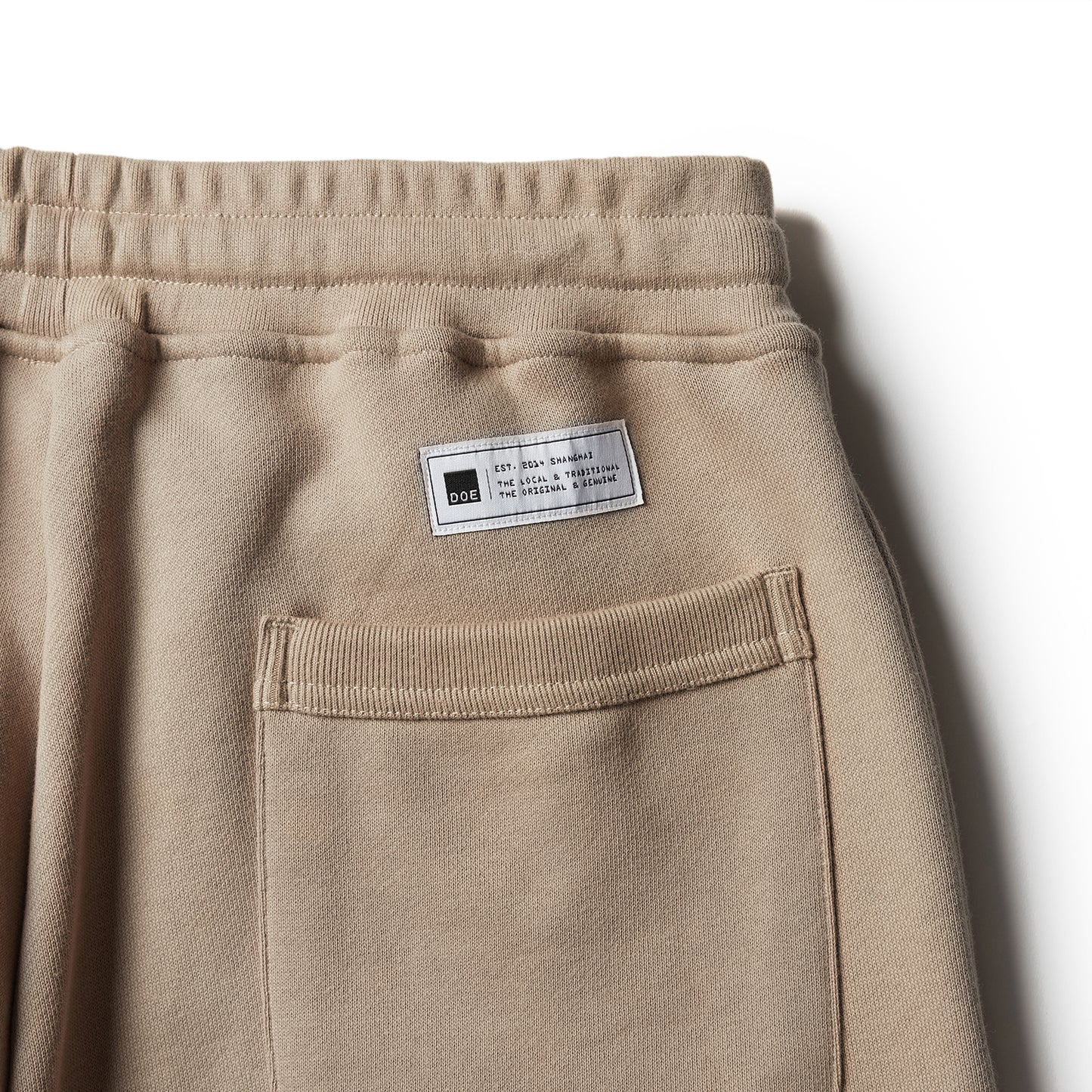 DOE COLLEGE LOGO EMBROIDERY SWEATPANTS