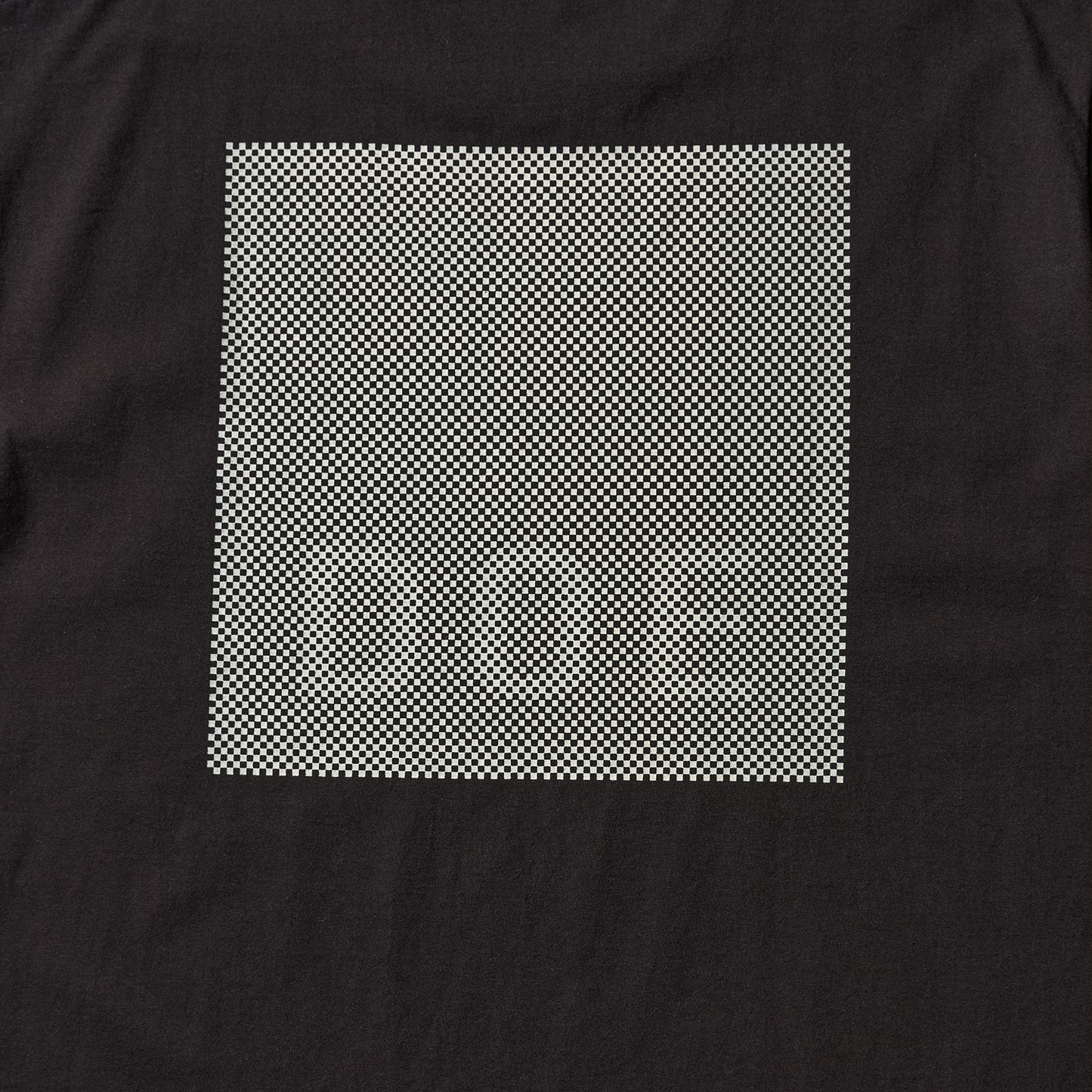 DOE ILLUSION SQUARE LOGO TEE