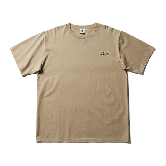 DOE ILLUSION SQUARE LOGO TEE