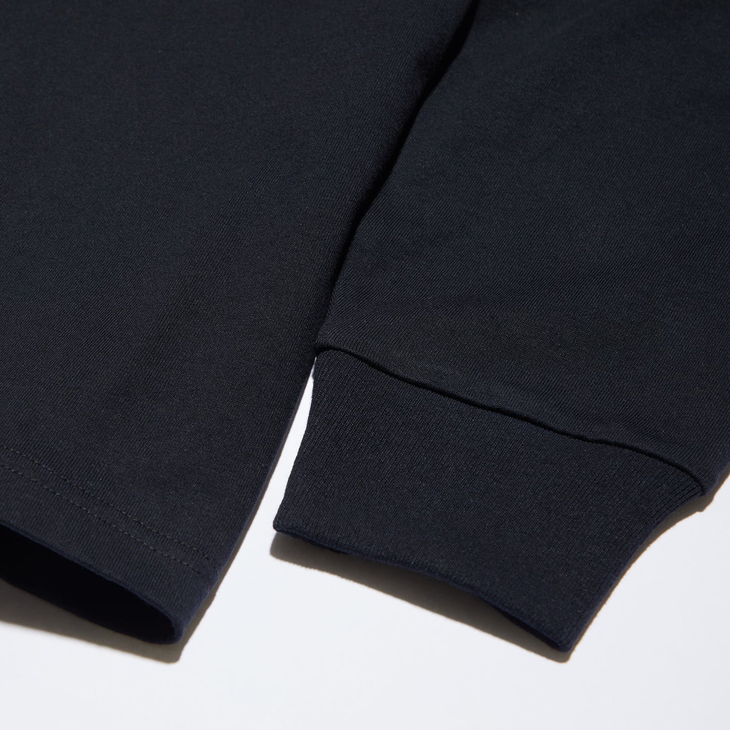 DOE LOGO ONE POINT LS TEE