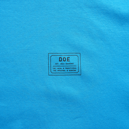 DOE LABEL TEE